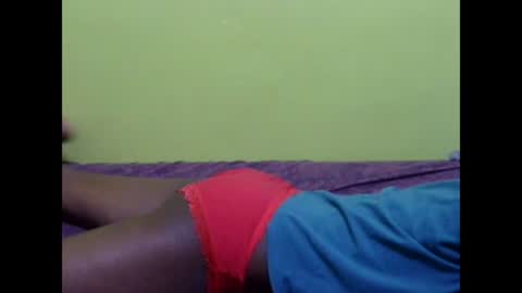 Snapshot of precious_nesh chatting on 16, 2, 2025 precious_nesh online show from 16, 2, 2025