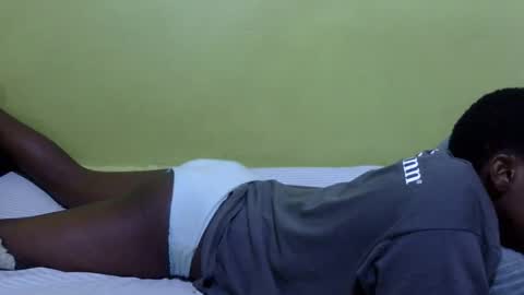 Snapshot of precious_nesh chatting on 29, 10, 2025 precious_nesh online show from 29, 10, 2025