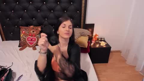 Snapshot of preciousailly chatting on 13, 11, 2025 Ailyn online show from 13, 11, 2025