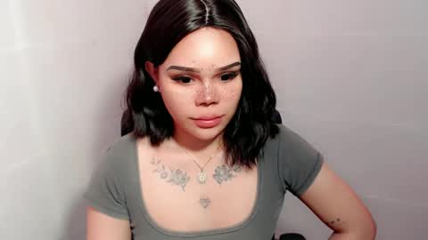 Snapshot of preciousangel69xxx chatting on 7, 1, 2025 MAXXINE online show from 7, 1, 2025