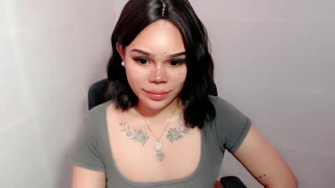 Snapshot of preciousangel69xxx chatting on 8, 1, 2025 MAXXINE online show from 8, 1, 2025