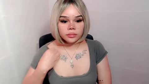 Snapshot of preciousangel69xxx chatting on 18, 1, 2025 MAXXINE online show from 18, 1, 2025