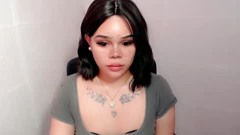 Snapshot of preciousangel69xxx chatting on 22, 1, 2025 MAXXINE online show from 22, 1, 2025