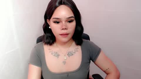 Snapshot of preciousangel69xxx chatting on 28, 1, 2025 MAXXINE online show from 28, 1, 2025