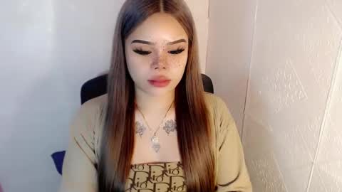 Snapshot of preciousangel69xxx chatting on 11, 2, 2025 MAXXINE online show from 11, 2, 2025