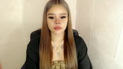 Snapshot of preciousangel69xxx chatting on 17, 2, 2025 MAXXINE online show from 17, 2, 2025