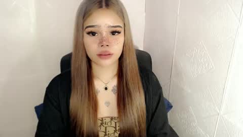 Snapshot of preciousangel69xxx chatting on 21, 2, 2025 MAXXINE online show from 21, 2, 2025