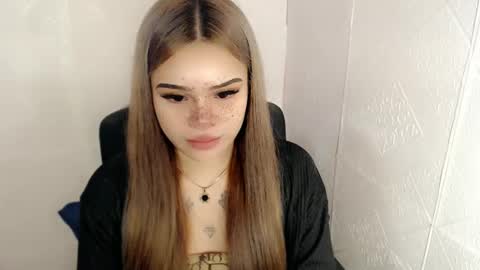 Snapshot of preciousangel69xxx chatting on 24, 2, 2025 MAXXINE online show from 24, 2, 2025