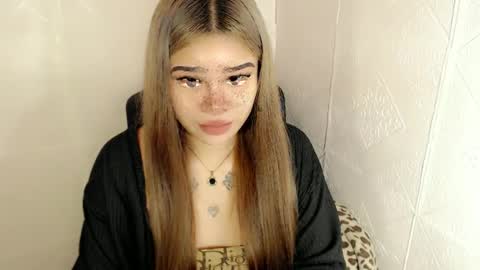 Snapshot of preciousangel69xxx chatting on 1, 3, 2025 MAXXINE online show from 1, 3, 2025