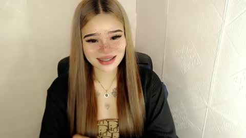 Snapshot of preciousangel69xxx chatting on 4, 3, 2025 MAXXINE online show from 4, 3, 2025