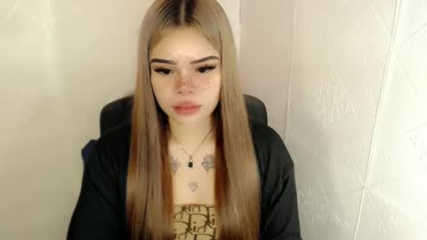 Snapshot of preciousangel69xxx chatting on 6, 3, 2025 MAXXINE online show from 6, 3, 2025