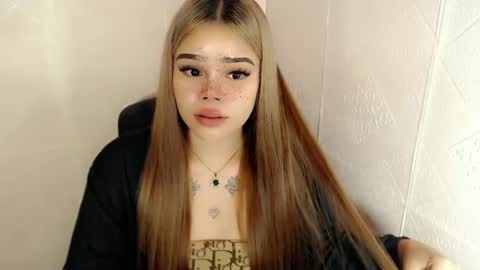 Snapshot of preciousangel69xxx chatting on 9, 3, 2025 MAXXINE online show from 9, 3, 2025