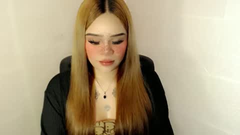 Snapshot of preciousangel69xxx chatting on 27, 9, 2025 MAXXINE online show from 27, 9, 2025