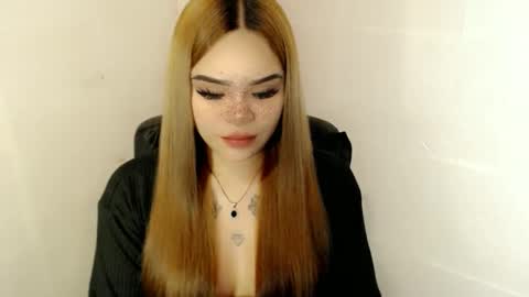 Snapshot of preciousangel69xxx chatting on 30, 9, 2025 MAXXINE online show from 30, 9, 2025