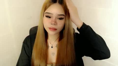 Snapshot of preciousangel69xxx chatting on 23, 10, 2025 MAXXINE online show from 23, 10, 2025