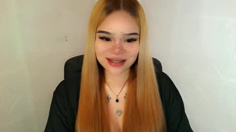 Snapshot of preciousangel69xxx chatting on 2, 12, 2025 MAXXINE online show from 2, 12, 2025