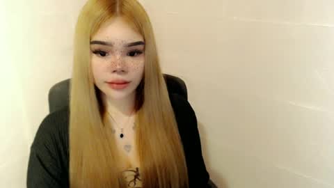 MAXXINE online show from 24, 5, 2026