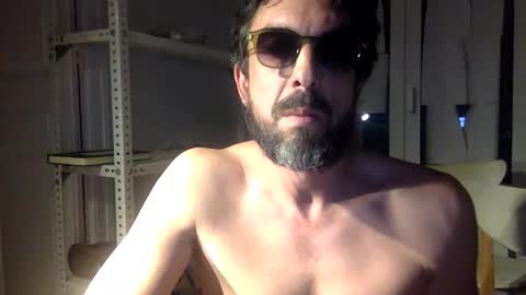 Snapshot of precum3d chatting on 20, 10, 2025 PRECUM online show from 20, 10, 2025