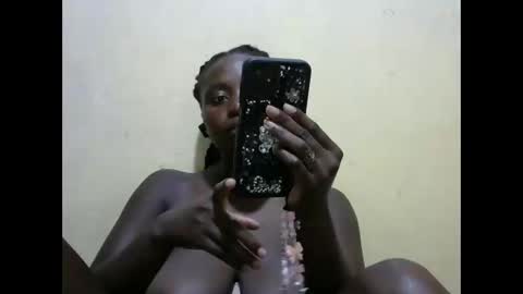 Snapshot of preetty_ebony_girl chatting on 30, 5, 2026 Elizabeth online show from 30, 5, 2026