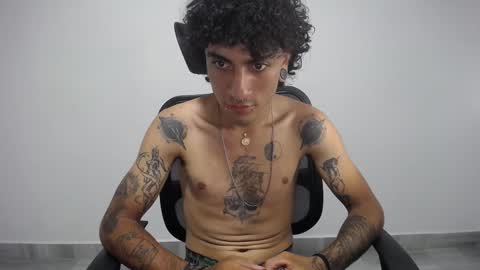 Plux online show from 12, 2, 2025