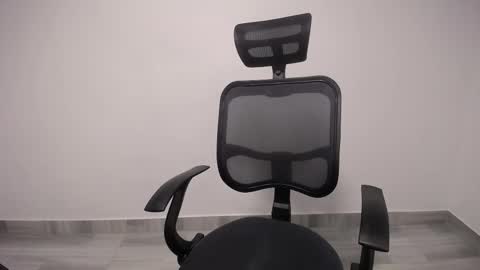 Plux online show from 4, 3, 2025