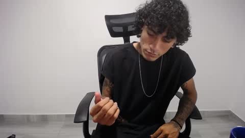 Plux online show from 9, 3, 2025