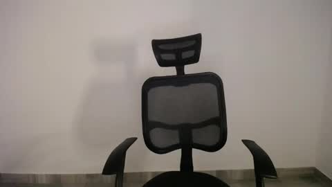 Plux online show from 10, 3, 2025