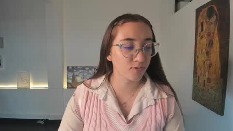 Snapshot of press_anykey chatting on 17, 12, 2025 Camila online show from 17, 12, 2025