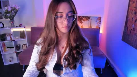 Camila  online show from 8, 4, 2026