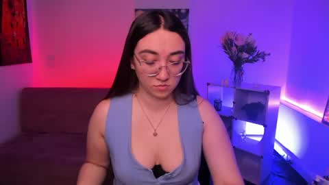 Camila  online show from 8, 6, 2026