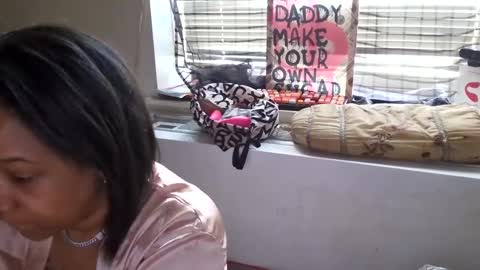 Snapshot of pretty69queen chatting on 19, 12, 2024 Yasmine pretty online show from 19, 12, 2024