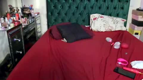 Snapshot of pretty69queen chatting on 18, 9, 2025 Yasmine pretty online show from 18, 9, 2025