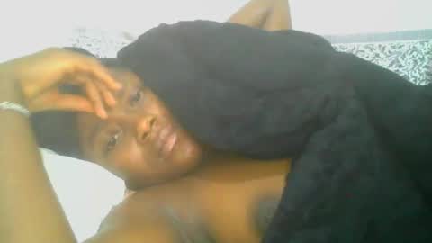 Snapshot of pretty_abella chatting on 9, 10, 2025 abella online show from 9, 10, 2025