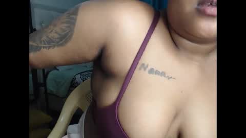 Snapshot of pretty_annah chatting on 2, 4, 2026 Annah online show from 2, 4, 2026