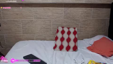 Snapshot of pretty_cristal22 chatting on 8, 2, 2025 pretty_cristal22 online show from 8, 2, 2025
