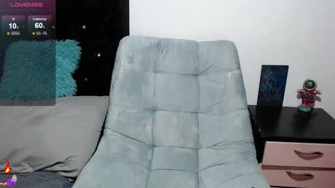 Snapshot of pretty_cristal22 chatting on 16, 9, 2025 pretty_cristal22 online show from 16, 9, 2025