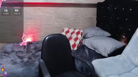 pretty_cristal22 online show from 31, 10, 2025