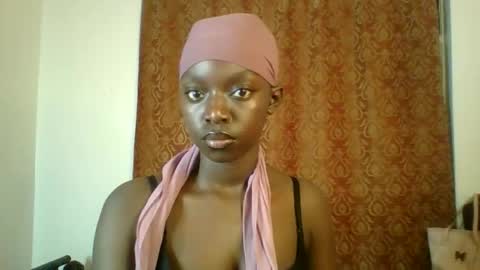 Snapshot of pretty_hearts chatting on 1, 3, 2026 Shillah online show from 1, 3, 2026