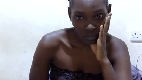 pretty_leila1 online show from 19, 3, 2026