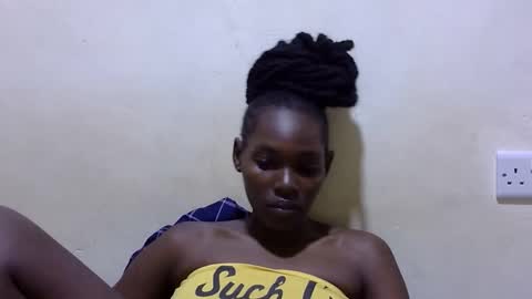 pretty_leila1 online show from 25, 3, 2026