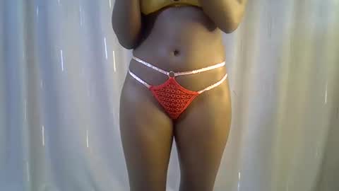 Snapshot of pretty_liny chatting on 12, 9, 2025 pretty_liny online show from 12, 9, 2025