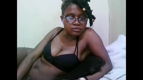 Snapshot of pretty_mellan chatting on 29, 1, 2025 pretty_mellan online show from 29, 1, 2025