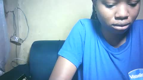 Snapshot of pretty_milan chatting on 20, 12, 2025 pretty_milan online show from 20, 12, 2025