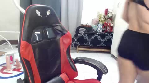 Its me NicoLe online show from 2, 2, 2026