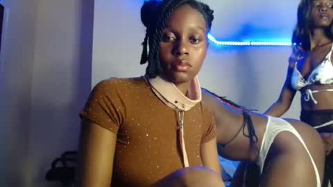 Snapshot of pretty_nyra chatting on 23, 4, 2026 Nyra online show from 23, 4, 2026