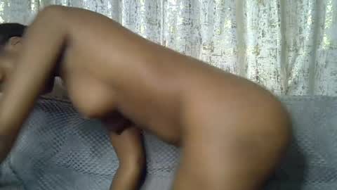 Snapshot of pretty_petite24 chatting on 11, 7, 2026 pretty_petite24 online show from 11, 7, 2026