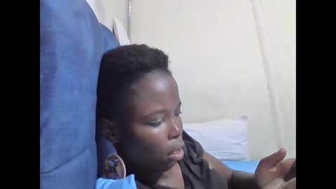 pretty_petite_ebony online show from 4, 4, 2026