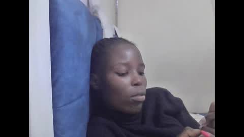 pretty_petite_ebony online show from 17, 4, 2026