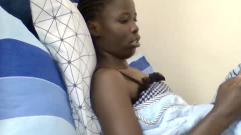pretty_petite_ebony online show from 9, 7, 2026