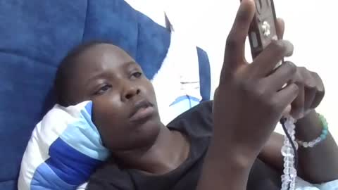 pretty_petite_ebony online show from 12, 7, 2026